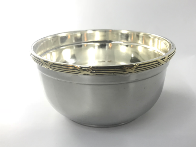 Metallschale restauriert
